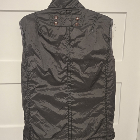 Dark Gray 100% Nylon Tactical Streetstyle Zip Up Vest with Pockets - Picture 5 of 6